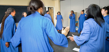 Singing workshop at San Francisco County jail